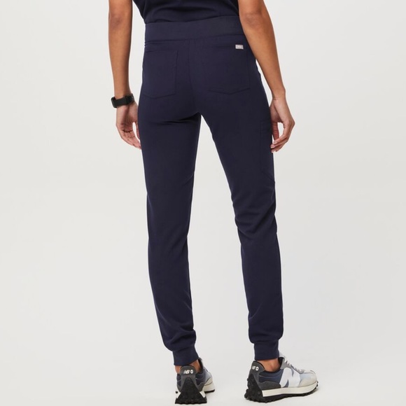 FIGS Zamora Jogger Scrub Navy Pants - Picture 2 of 9